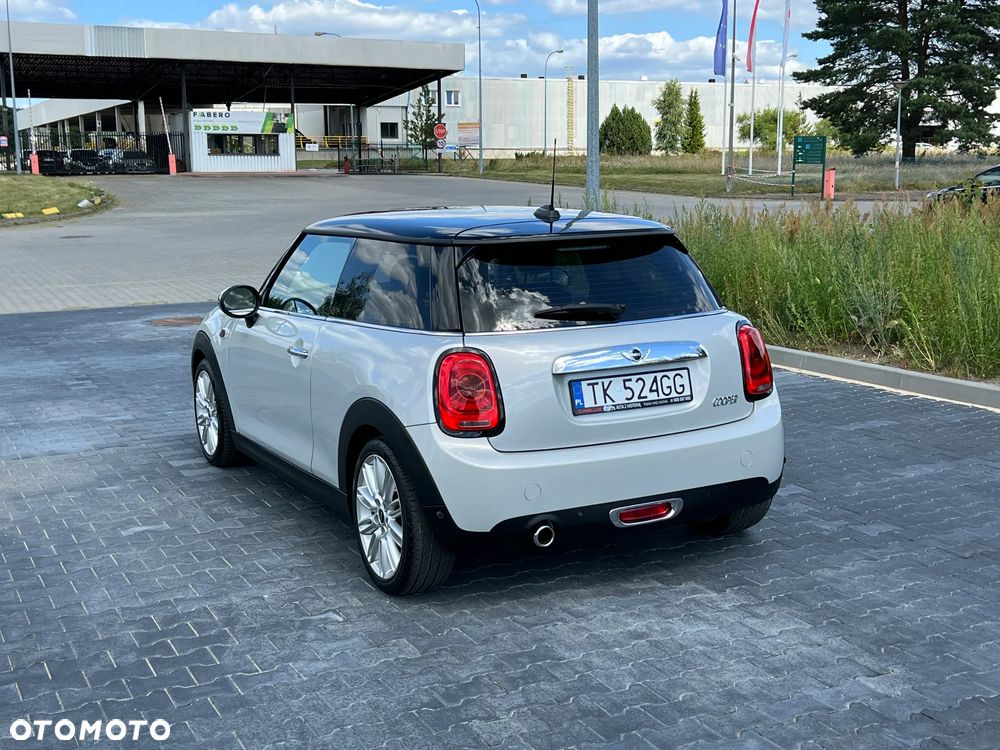 MINI Cooper Seven Chili - 8