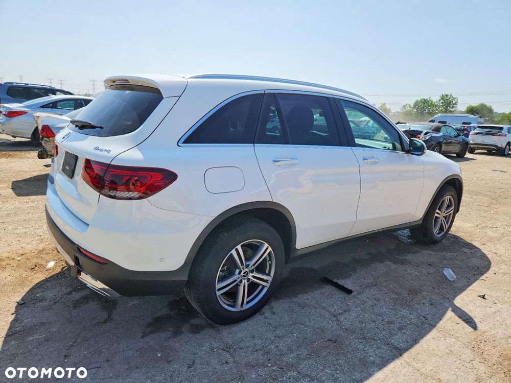 Mercedes-Benz GLC 300 4Matic 9G-TRONIC - 4
