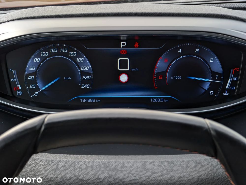 Peugeot 3008 BlueHDi 120 Stop & Start EAT6 Allure - 28