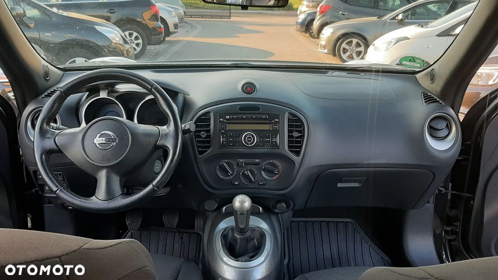Nissan Juke 1.6 Visia - 11