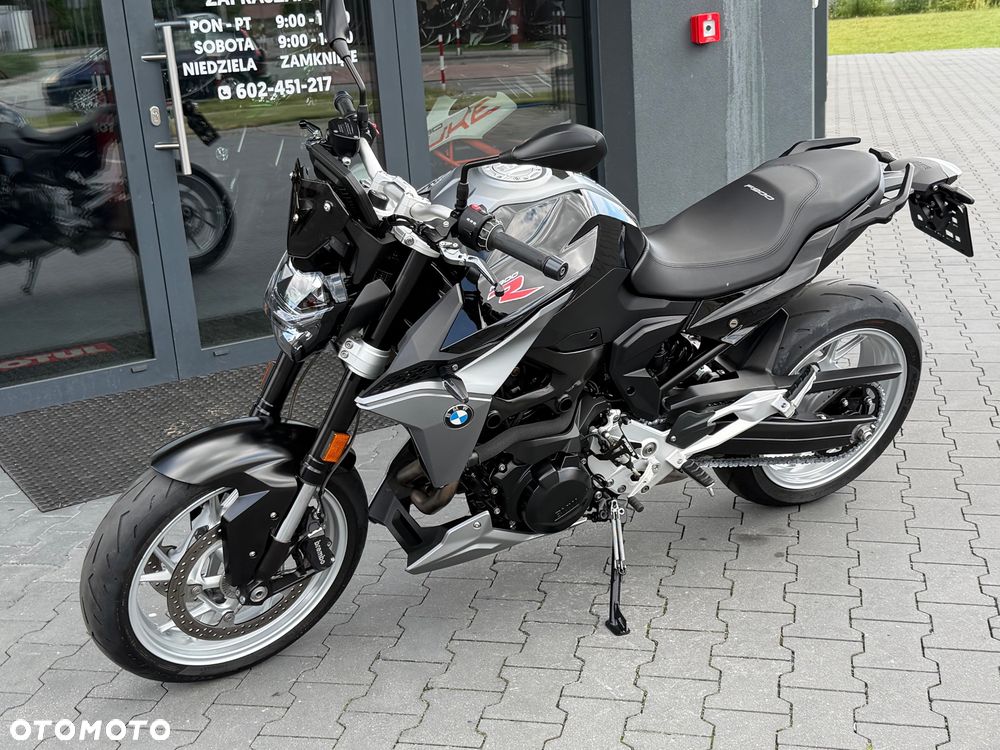 BMW F - 26
