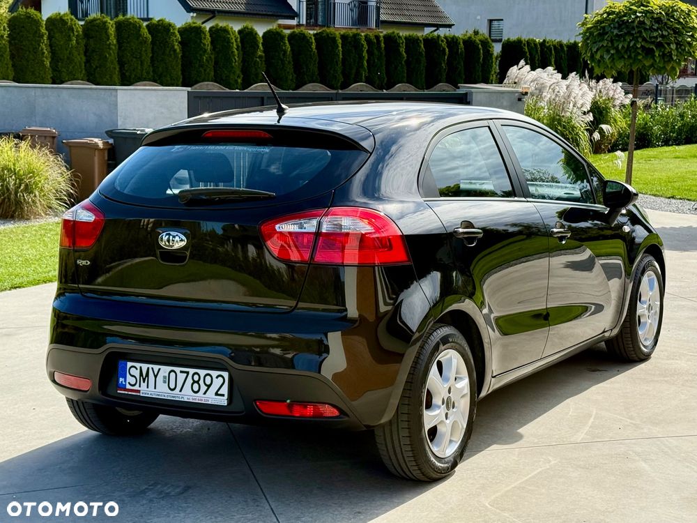 Kia Rio 1.2 Attract - 8