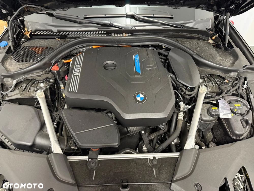 BMW Seria 5 530e - 20