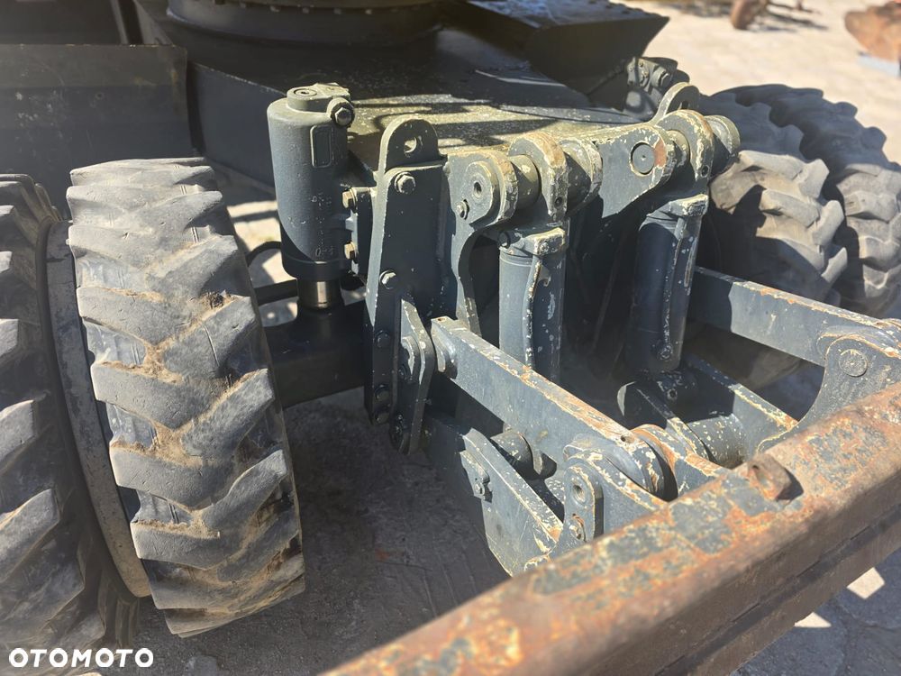 Komatsu PW 160-7K - 15