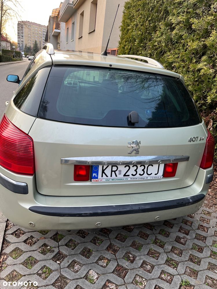 Peugeot 407 2.0 HDI Premium navtech gama - 3