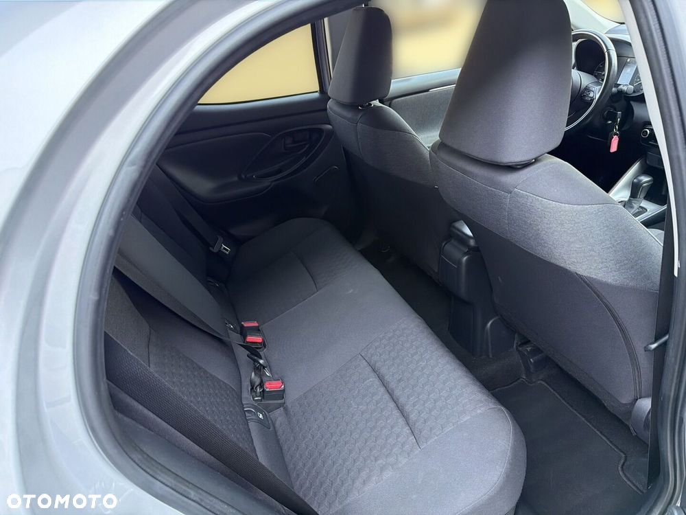 Toyota Yaris Hybrid 1.5 Comfort - 12