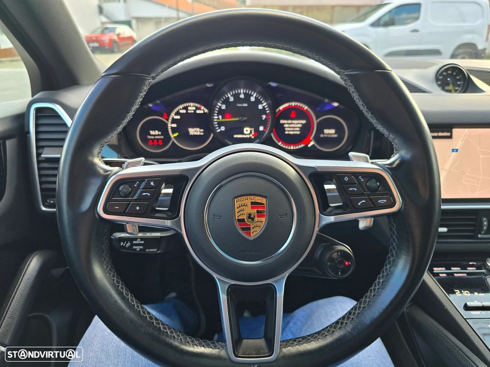 Porsche Cayenne Coupé E-Hybrid - 14