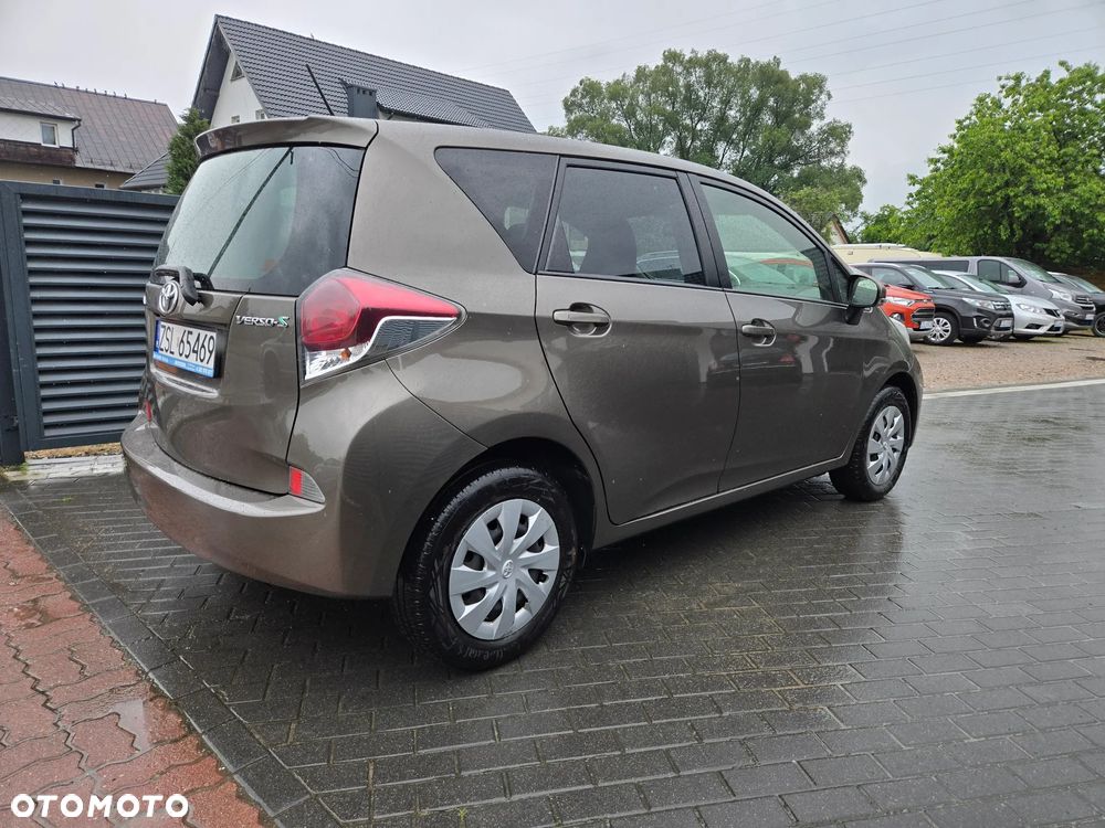 Toyota Verso S 1.33 VVT-i Comfort - 6