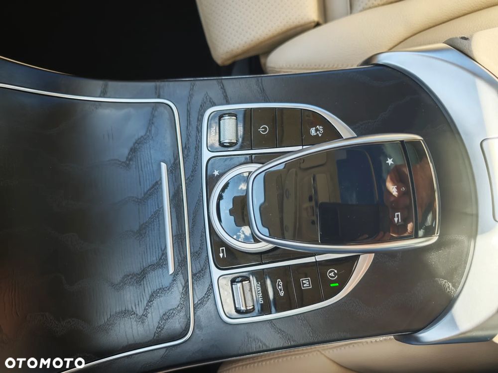 Mercedes-Benz GLC 250 d 4-Matic - 21