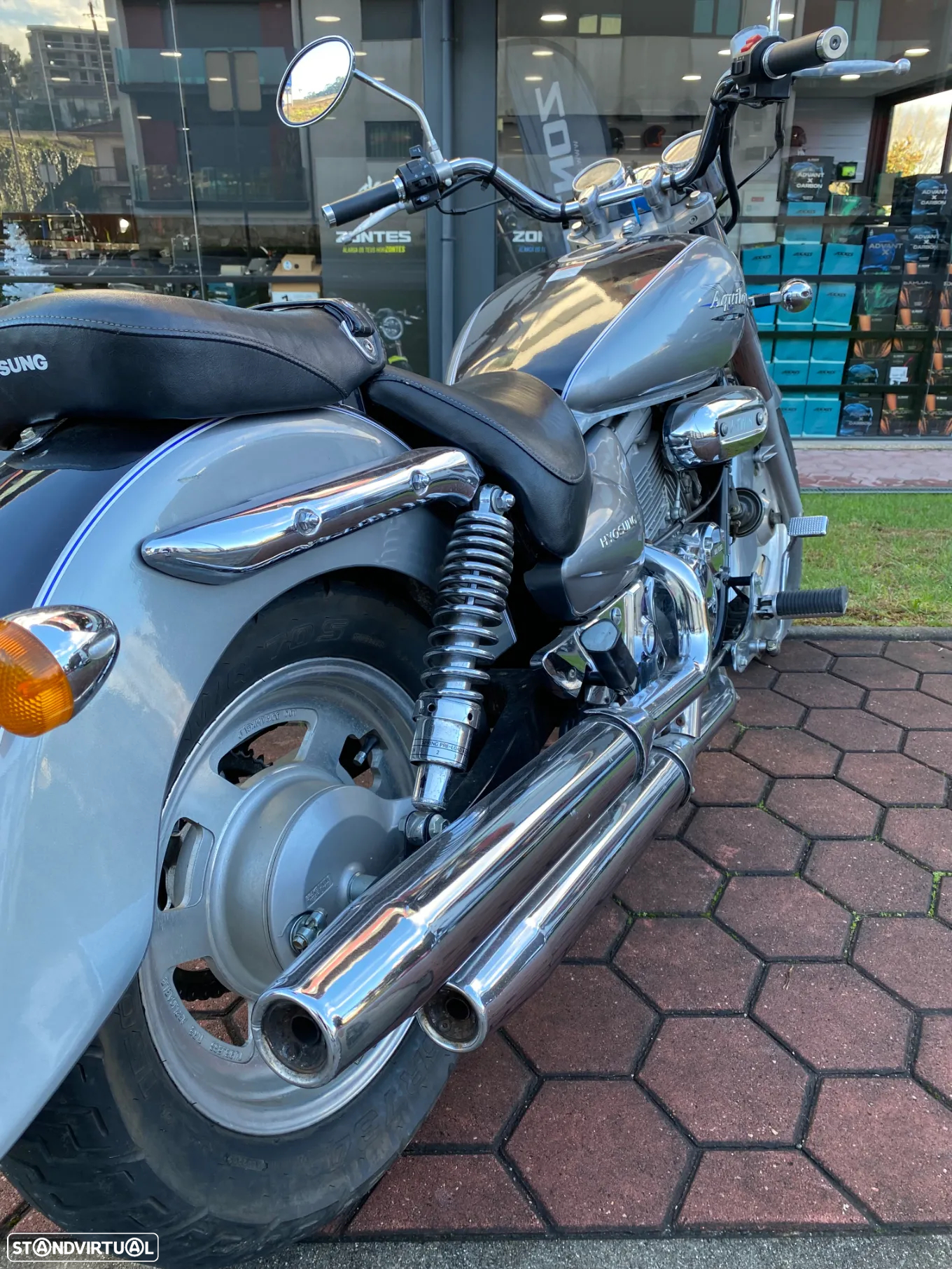 Hyosung GV Moto como nova - 10