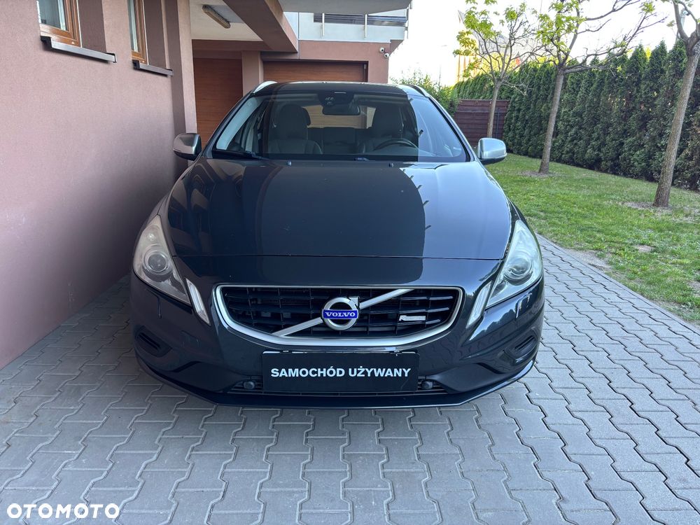 Volvo V60 D3 Geartronic R-Design - 23