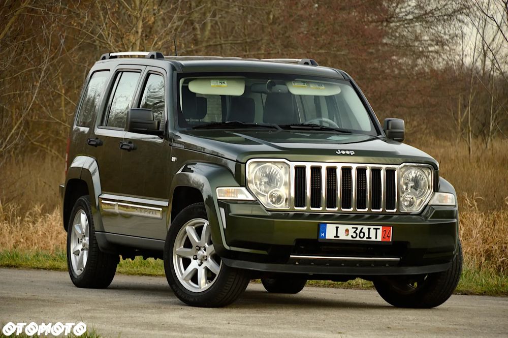 Jeep Cherokee 3.7 Limited - 28