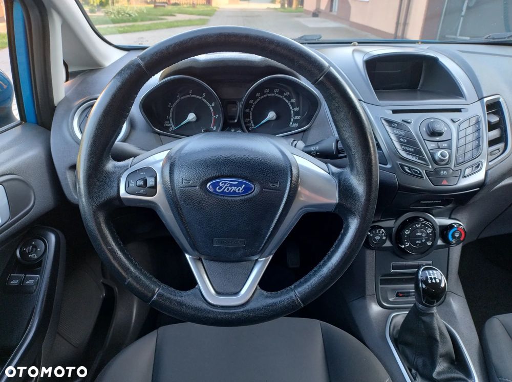 Ford Fiesta 1.25 Celebration - 31