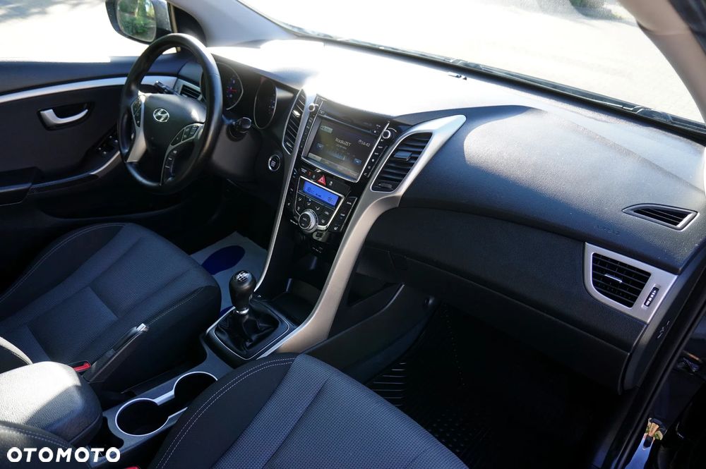 Hyundai i30 blue 1.6 GDI YES Gold - 27