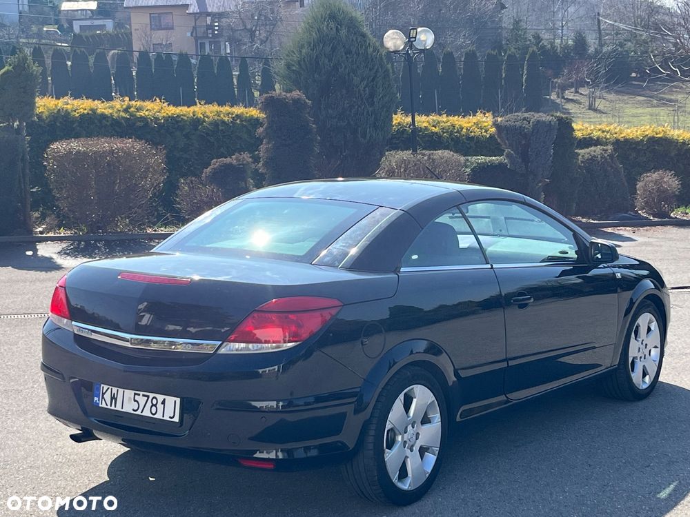 Opel Astra - 4