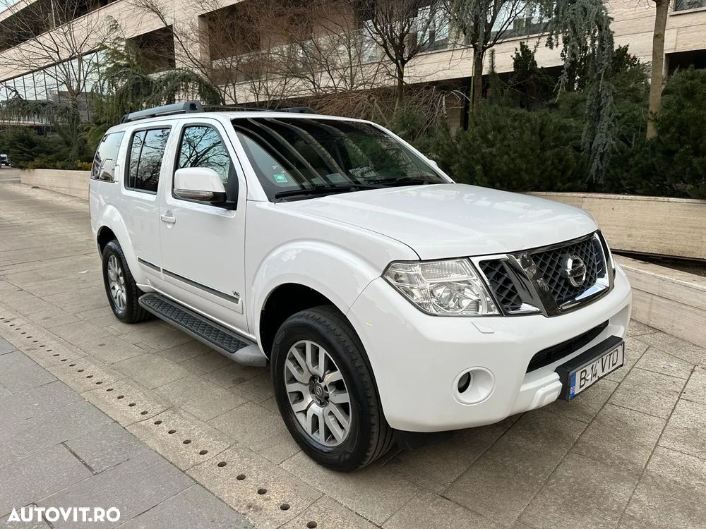 Nissan Pathfinder 3.0 dCi V6 All Mode 4X4 LE Aut. - 1