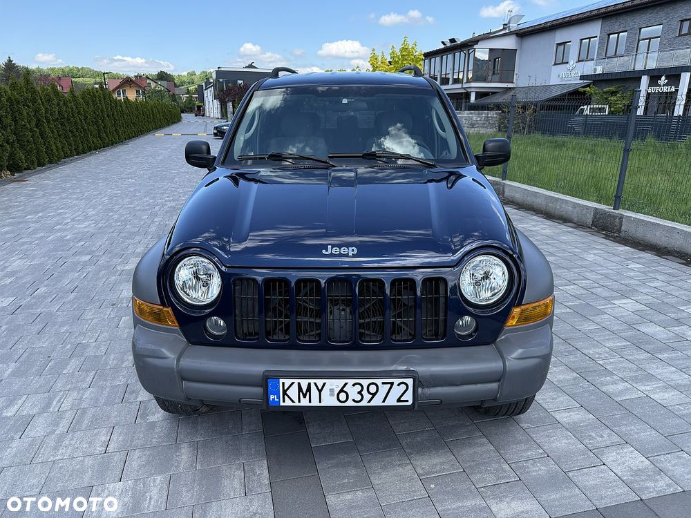 Jeep Cherokee 2.8 CRD Sport - 2