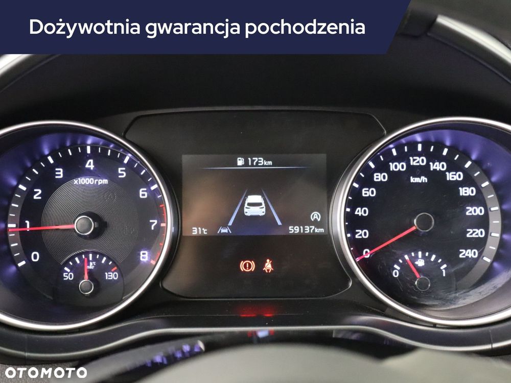 Kia Ceed - 13