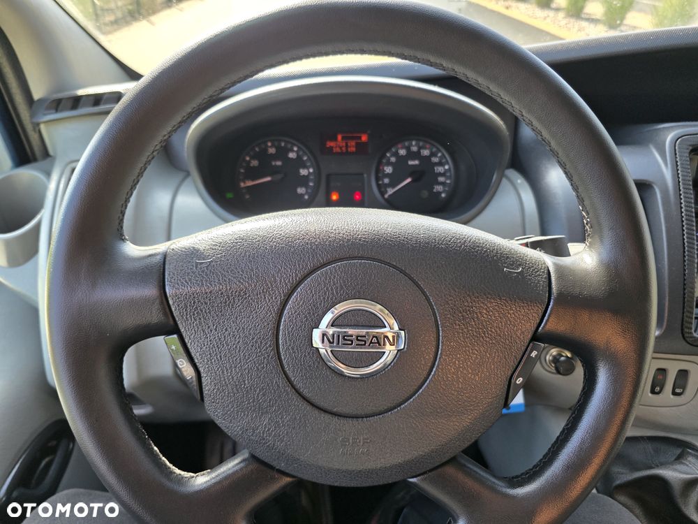 Opel Vivaro - 24