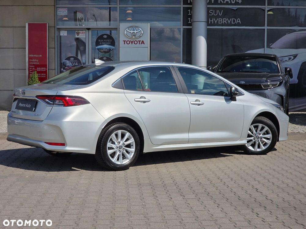 Toyota Corolla 1.8 Hybrid Comfort - 5