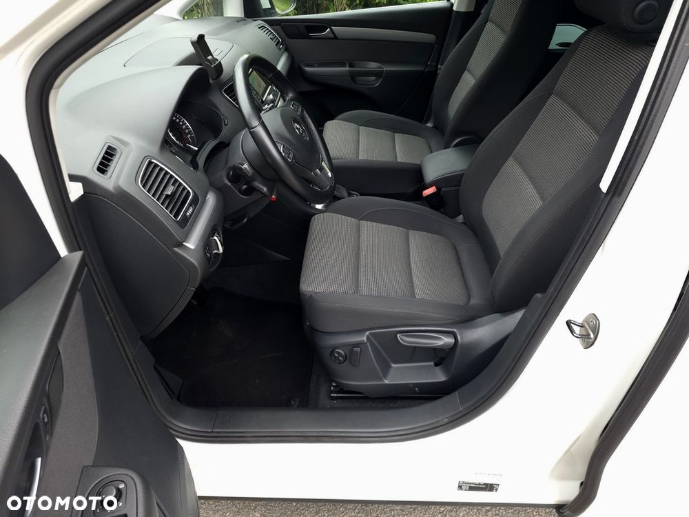 Volkswagen Sharan 2.0 TDI Comfortline DSG - 9