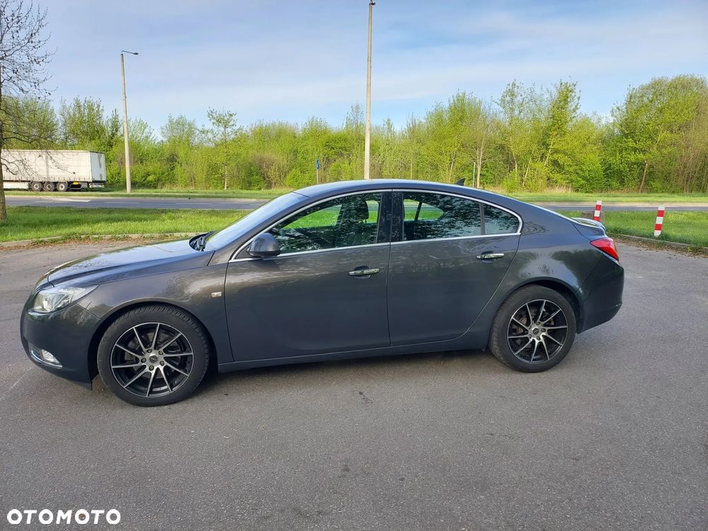 Opel Insignia 2.0 CDTI Cosmo - 3