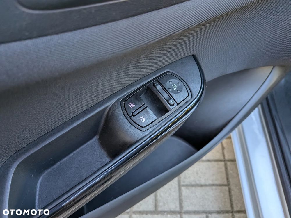 Opel Corsa - 12
