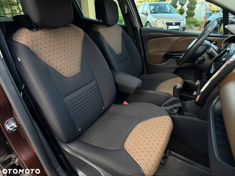 Renault Clio 1.2 16V Intens - 19