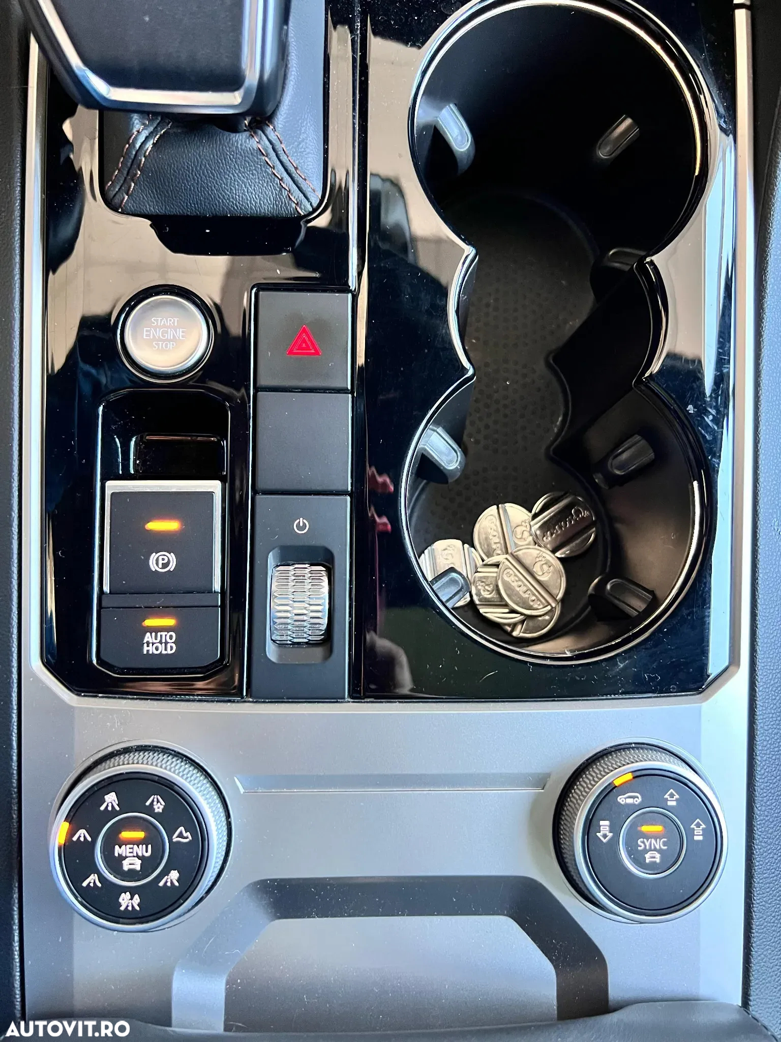 Volkswagen Touareg - 25