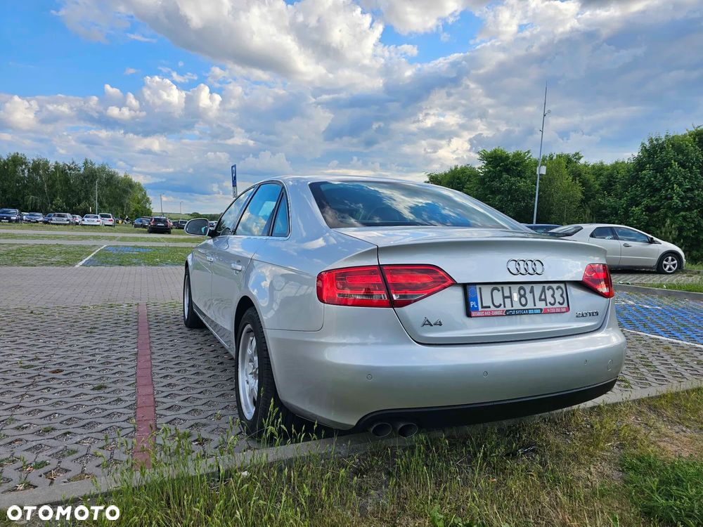Audi A4 Avant 2.0 TDI - 5