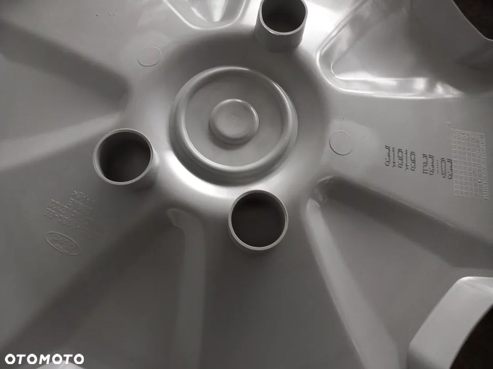 Kołpak R15 Ford 1822312 - 5