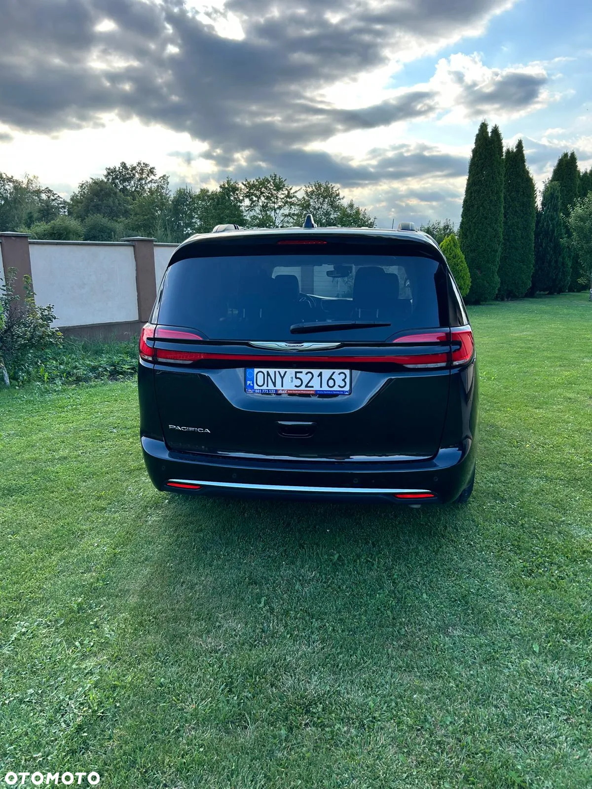 Chrysler Pacifica - 6