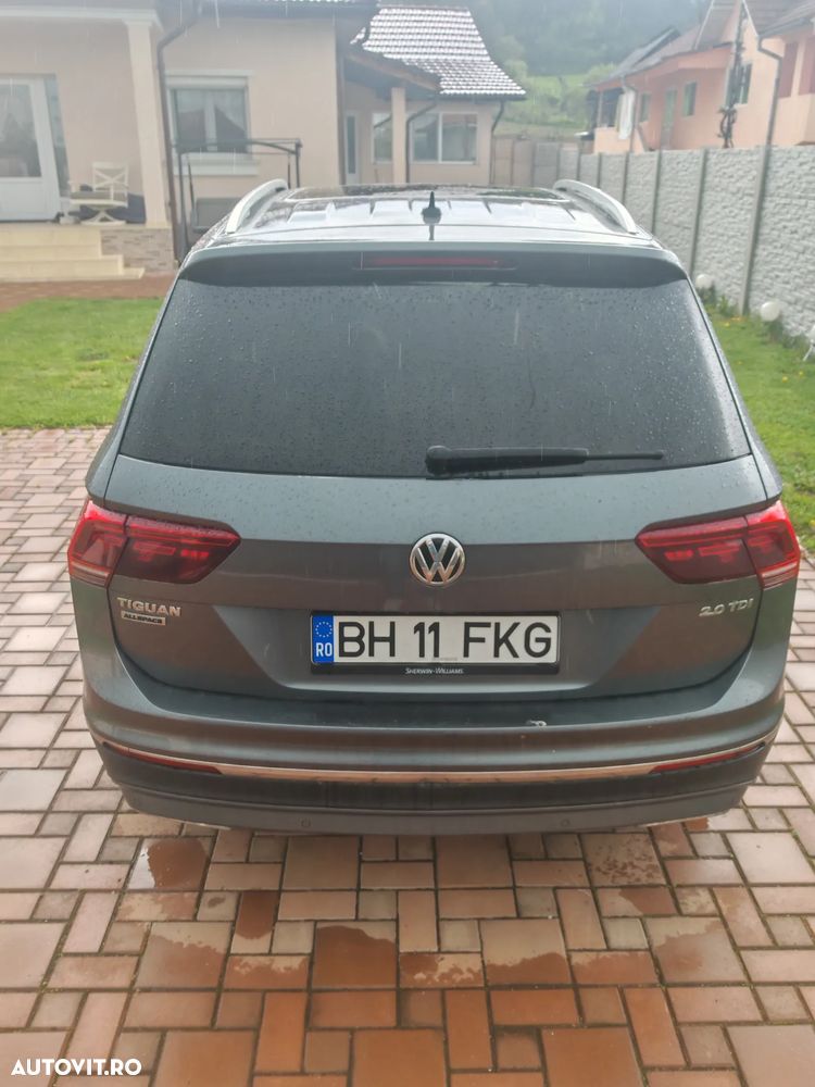 Volkswagen Tiguan 2.0 TDI DSG 4Mot Highline - 6