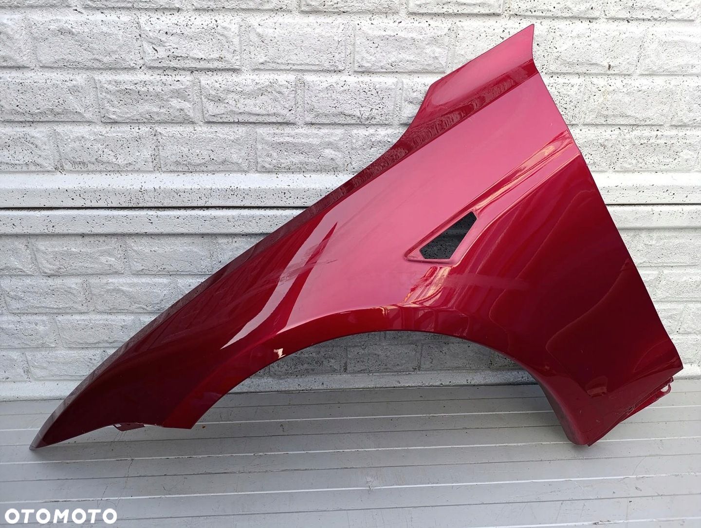TESLA MODEL S PLAID BŁOTNIK LEWY PRZEDNI - 1