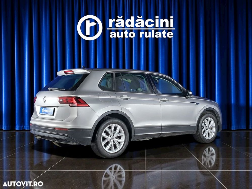 Volkswagen Tiguan - 4