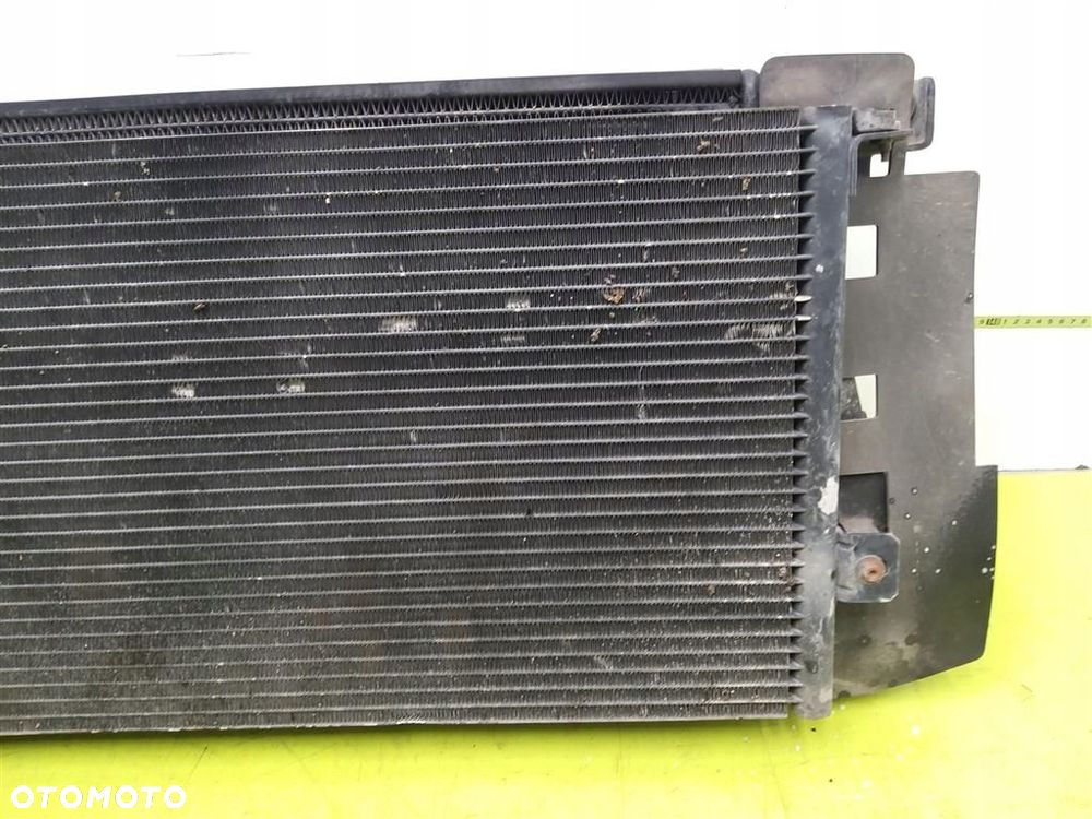 Chłodnice komplet Chrysler Voyager III 2,5 D 95-00 R CENA ZA KOMPLET - 4