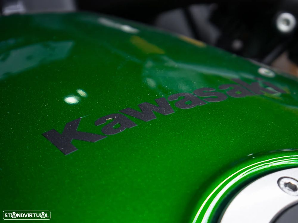 Kawasaki Z Z1000SX - 22