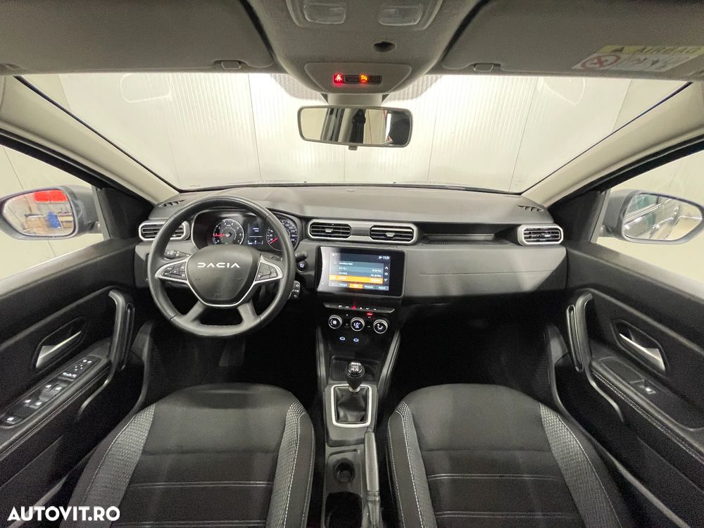 Dacia Duster TCe 130 Journey - 8