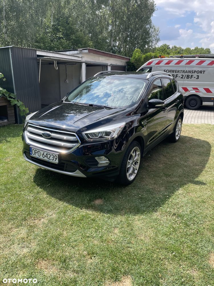 Ford Kuga - 1