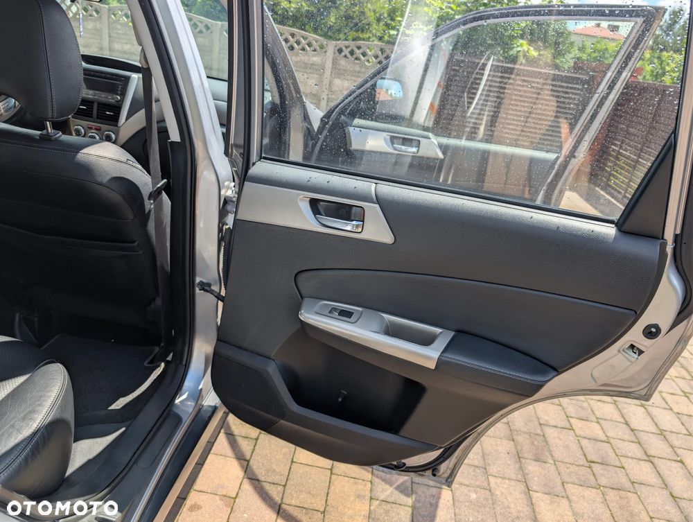 Subaru Forester 2.0 XC 000 - 19