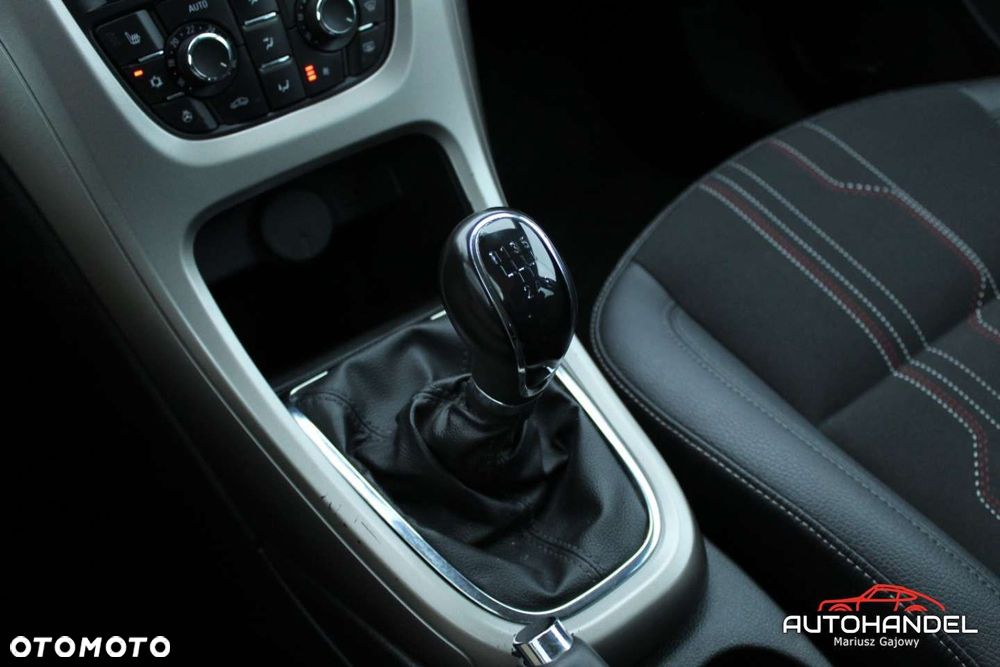 Opel Astra - 16