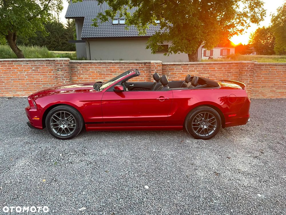 Ford Mustang 3.7 V6 Premium - 6