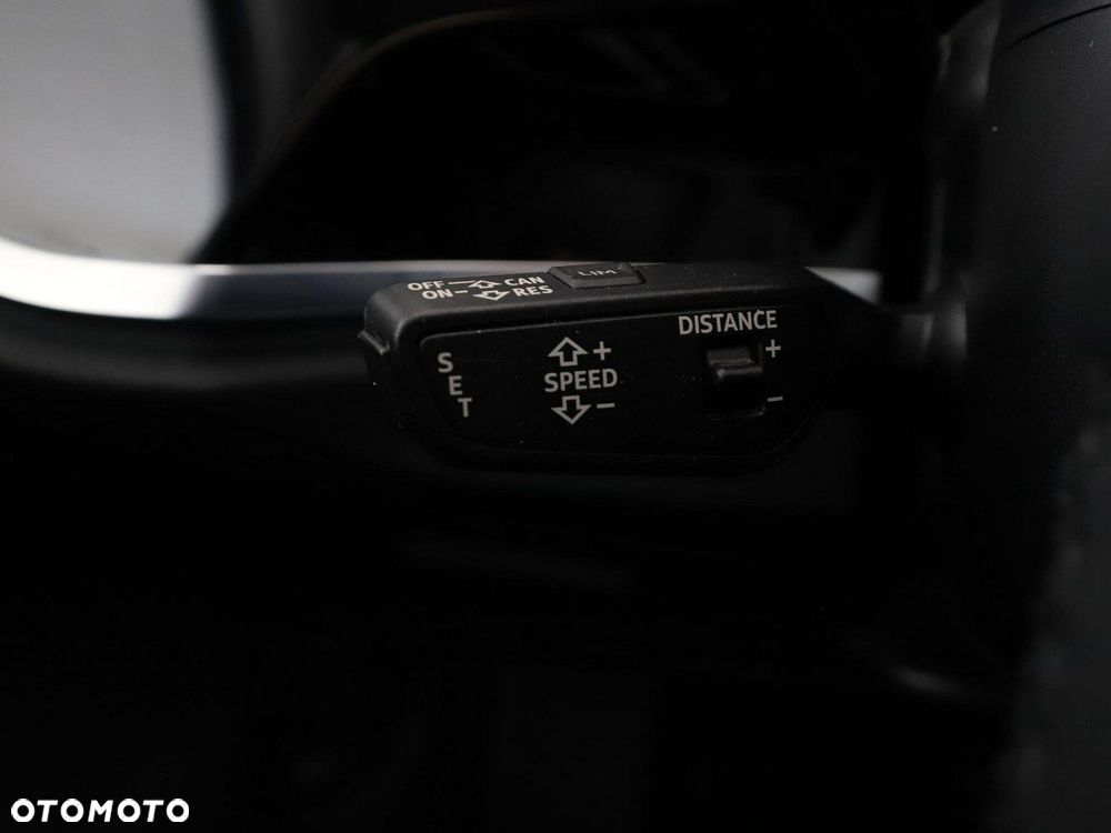 Audi Q3 Sportback 45 TFSIe S tronic - 36