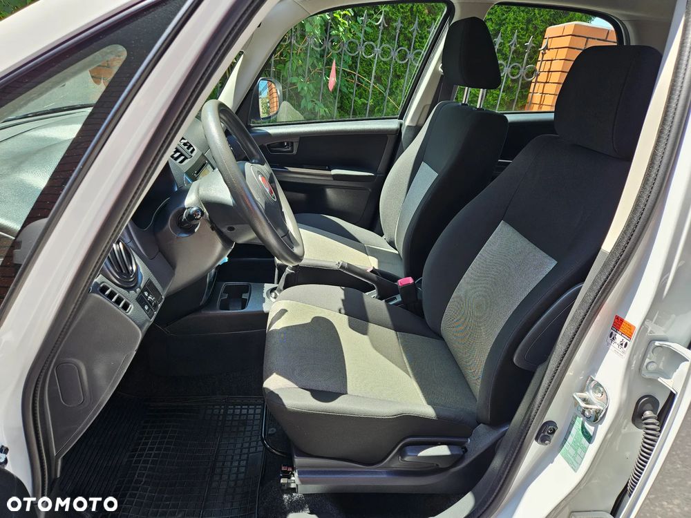 Fiat Sedici - 10
