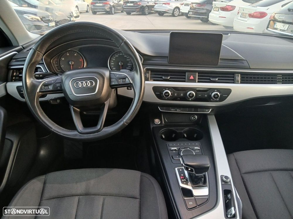 Audi A4 Avant 2.0 TDI S tronic - 12