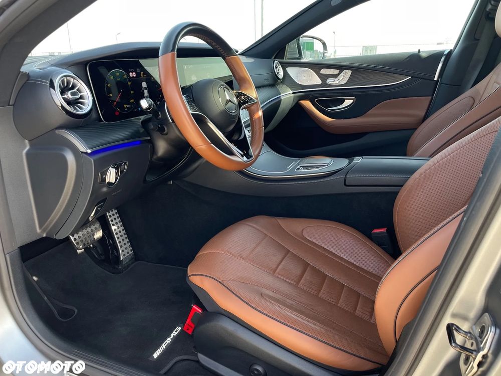 Mercedes-Benz CLS 300 d 4Matic 9G-TRONIC AMG Line - 21