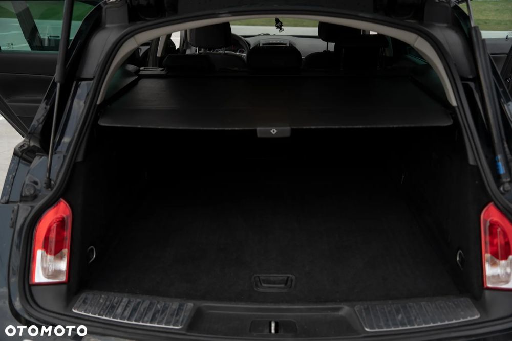 Opel Insignia - 11