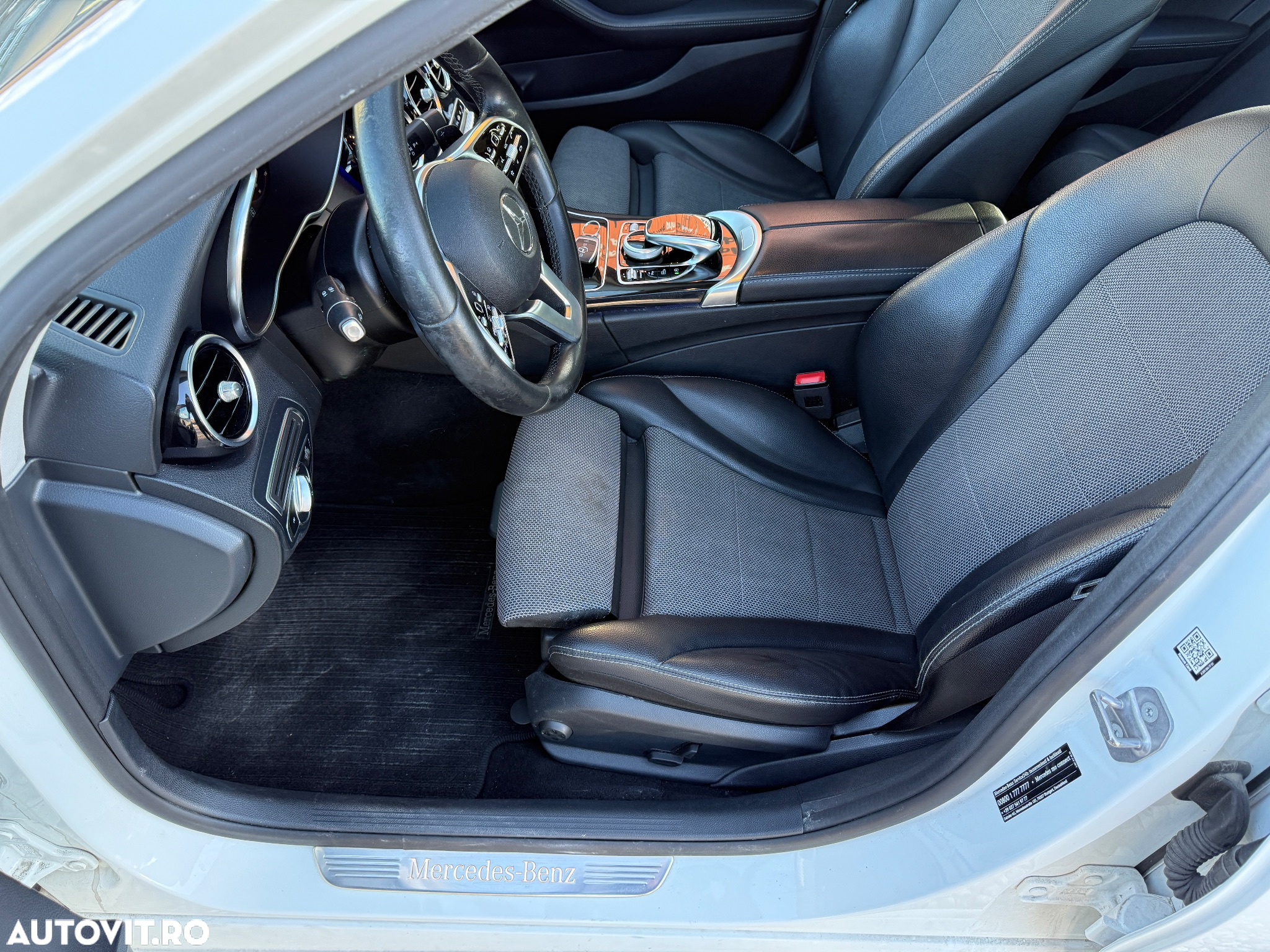 Mercedes-Benz C 220 d T 9G-TRONIC AMG Line - 34