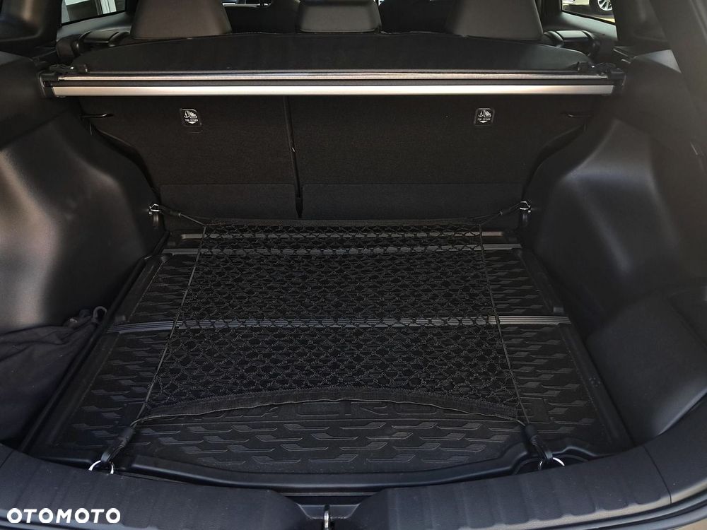 Toyota Corolla Cross - 11