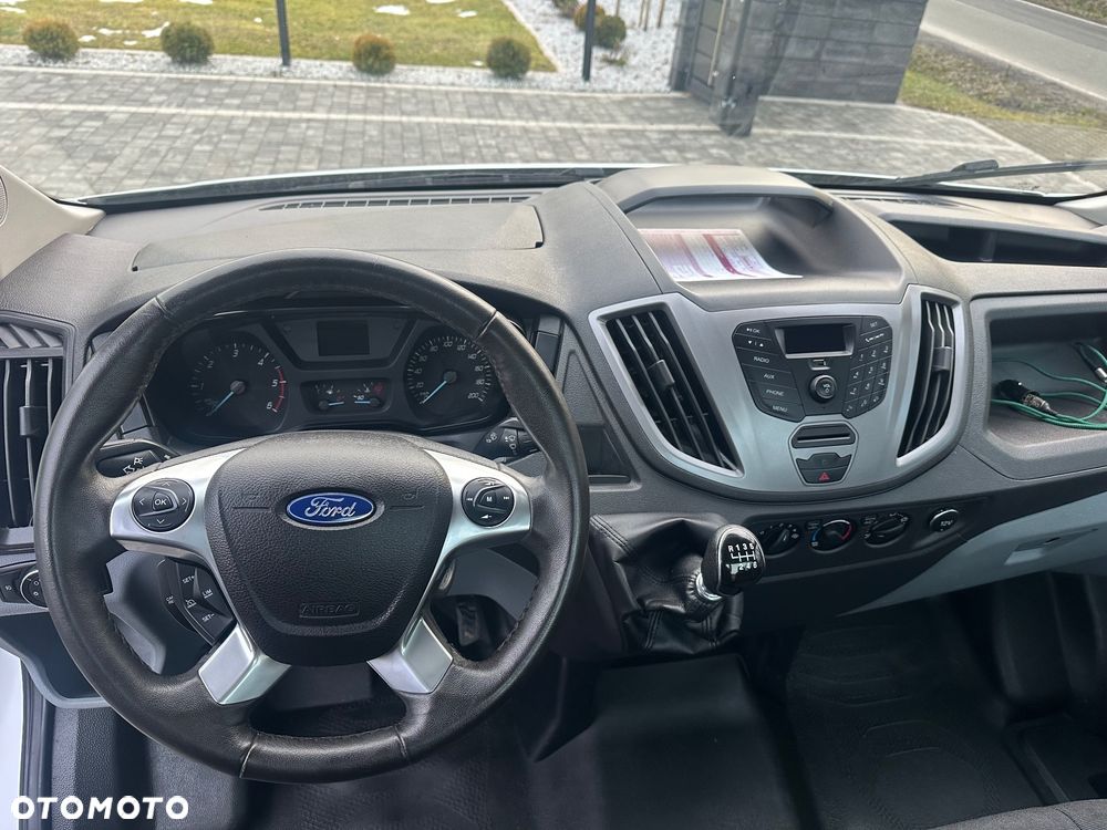 Ford Transit - 11